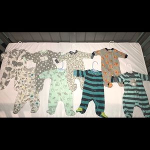 Bundle of 8 fleece boys’ preemie sleepers